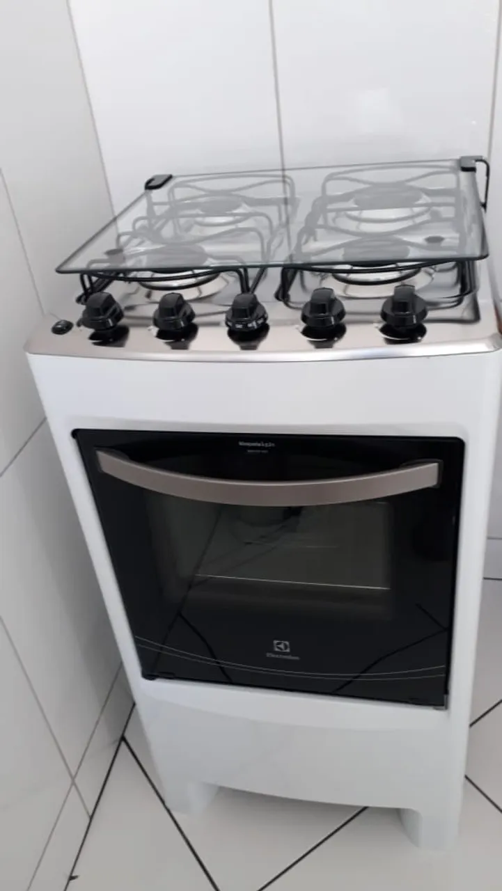 Fogão Electrolux 50SBC 4 bocas branco (produto usado e em ótimo estado)