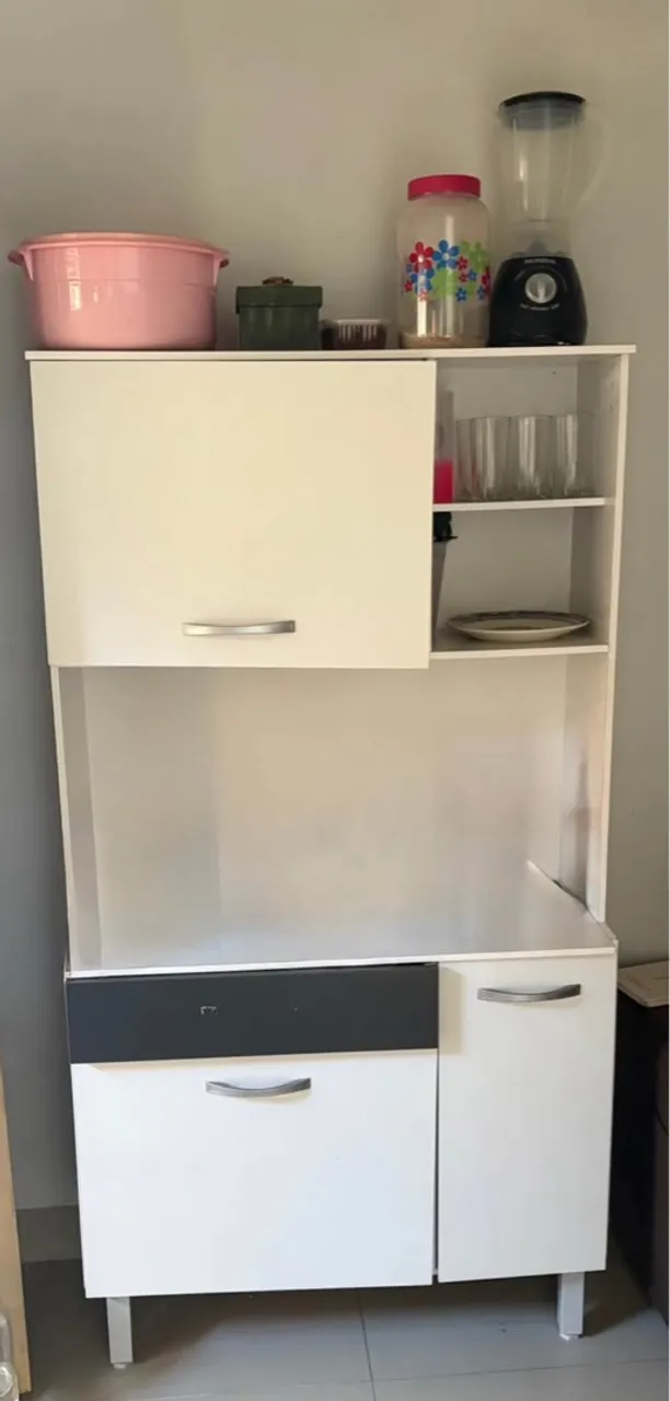Armário de cozinha funcional