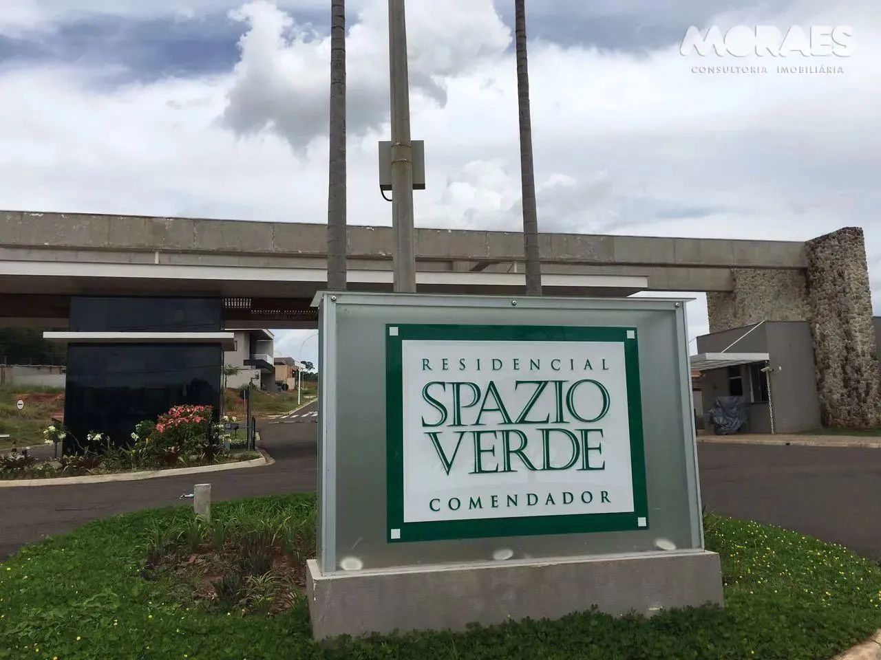 Terreno em Condomínio Fechado à venda, 310 m² por R$ 290.000 - Spazio Verde Comendador - B - Foto 4