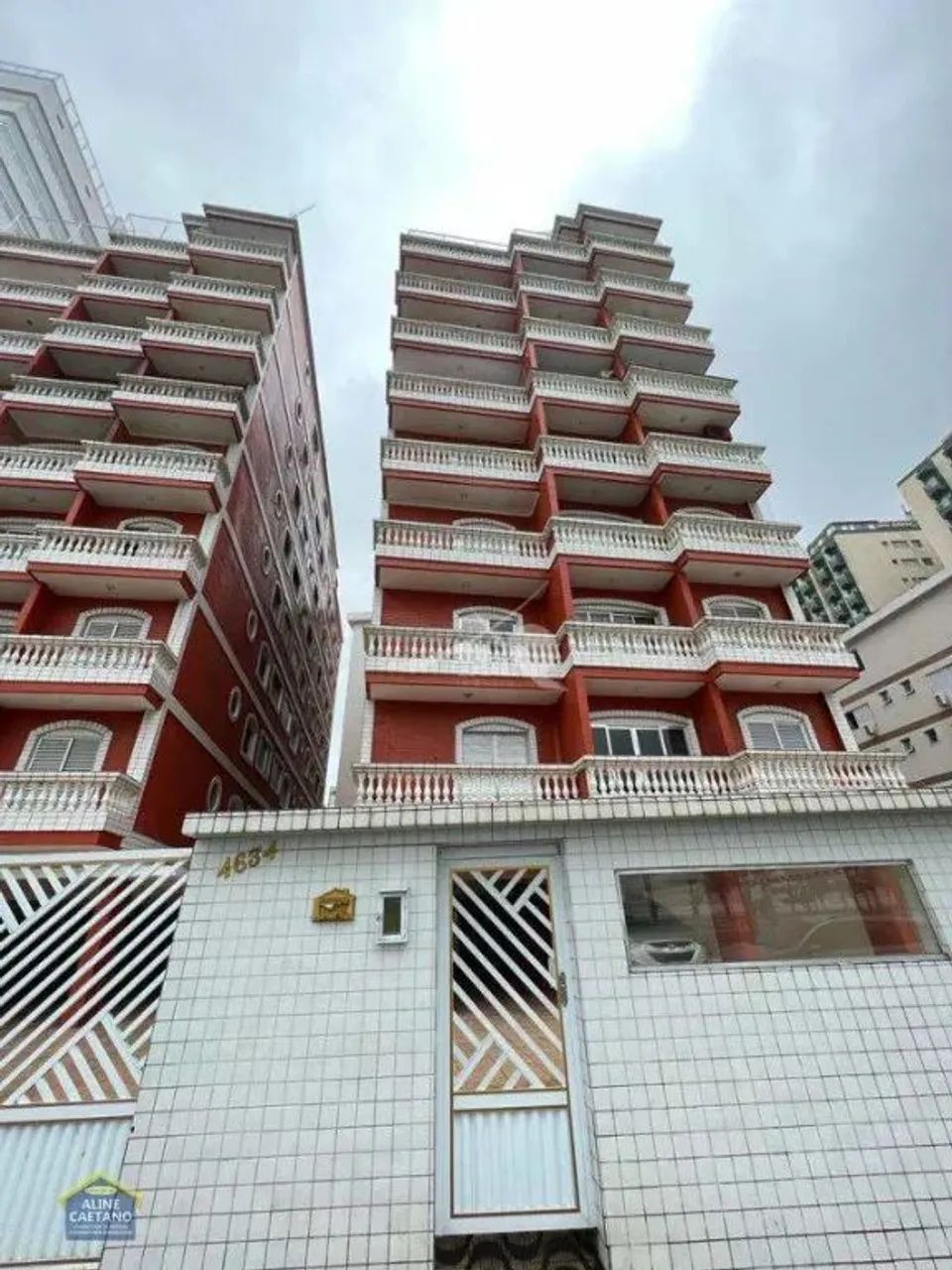 PRÉDIO FRENTE MAR, MOBILIADO , 2 DORMS POR APENAS R$340 MIL. - Foto 4