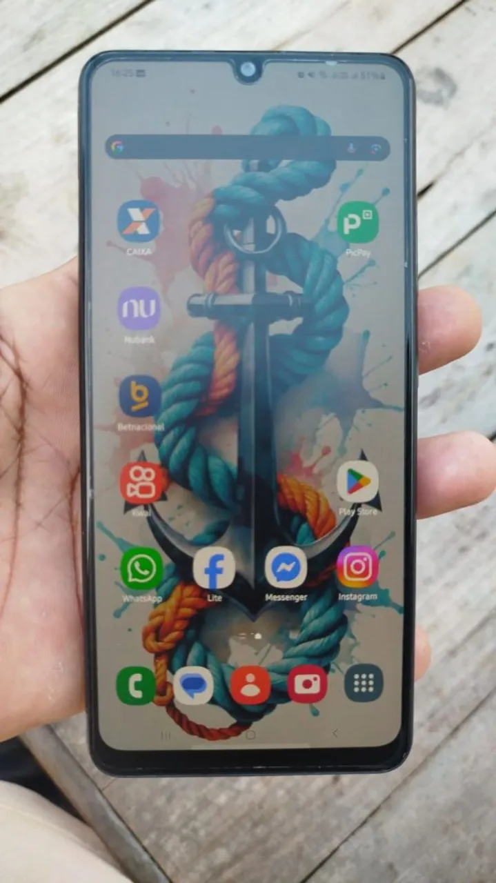 Celular Ótimo Pra Uso Não Tem Defeito Nenhum Motivo Da Venda Vou Comprar outro,