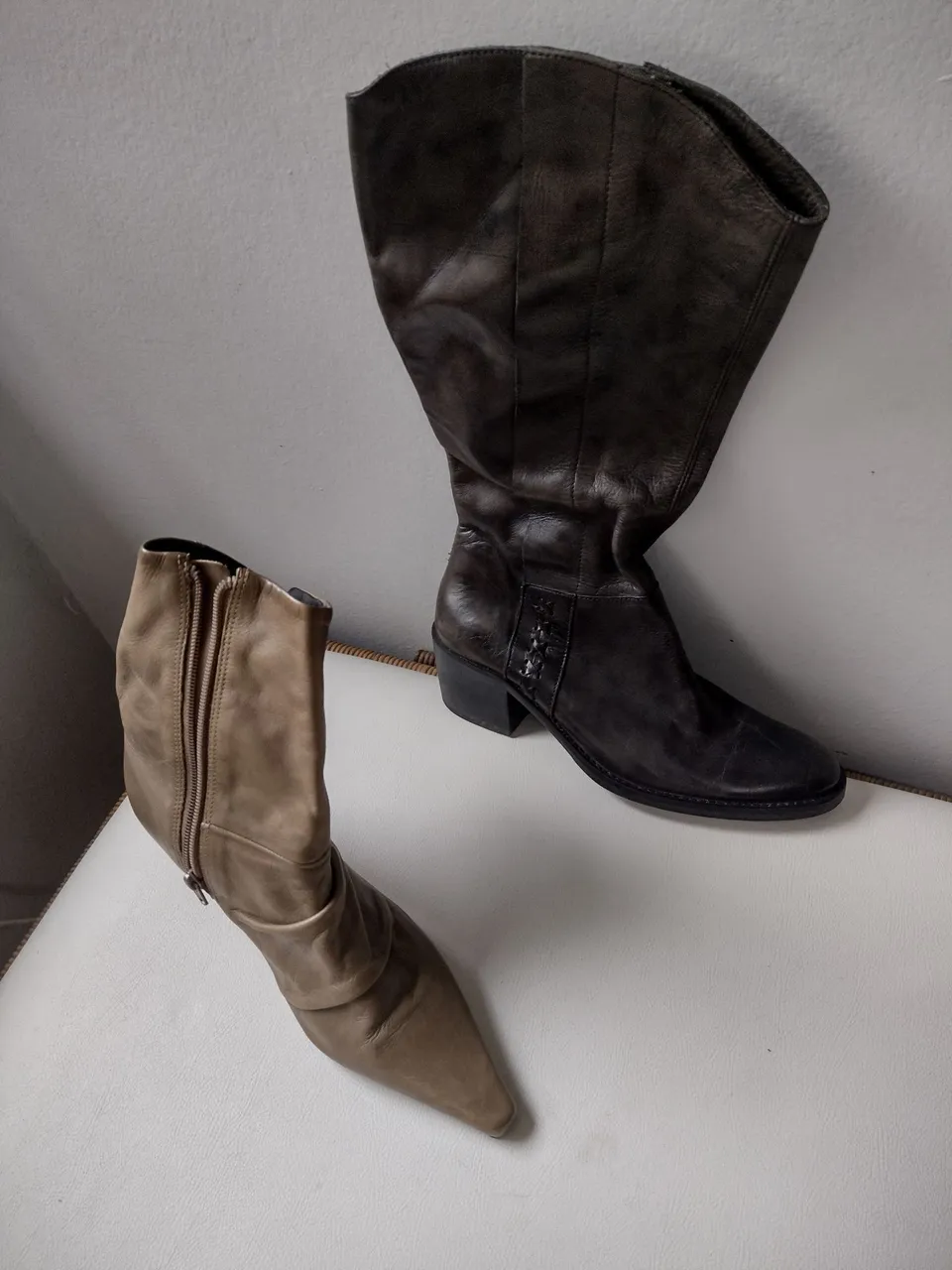 Botas de Couro Elegantes