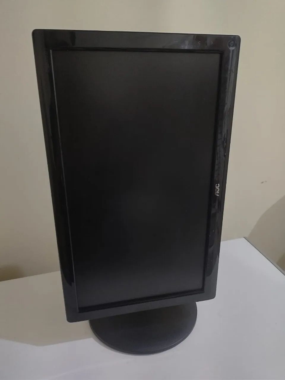 Monitor 20" Polegadas Widescreen AOC 2036VA(VGA/DVI) Base Giratória - Foto 2