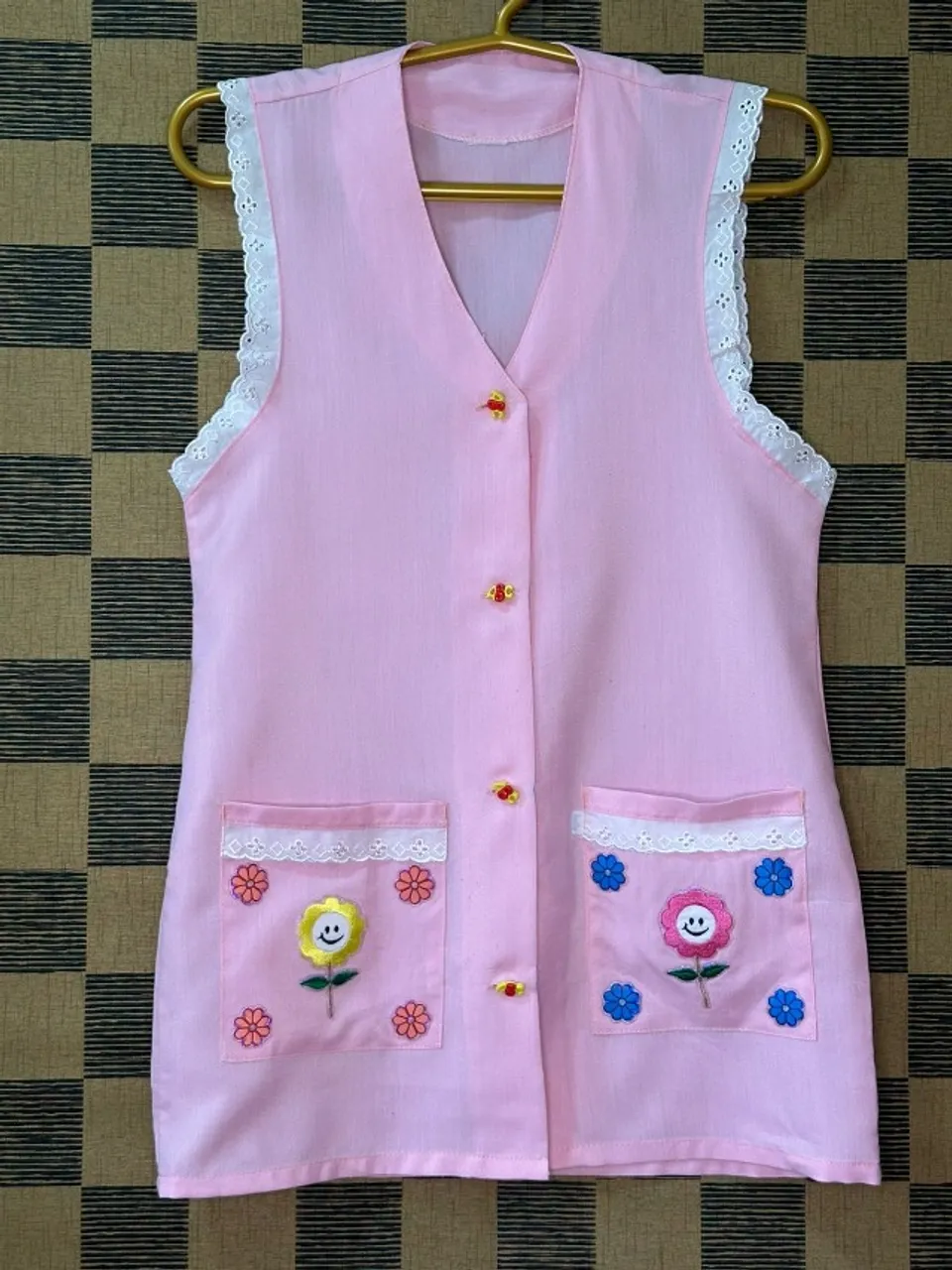 Jaleco Colete Avental fem exclusivo rosa bordado flor tam p/m