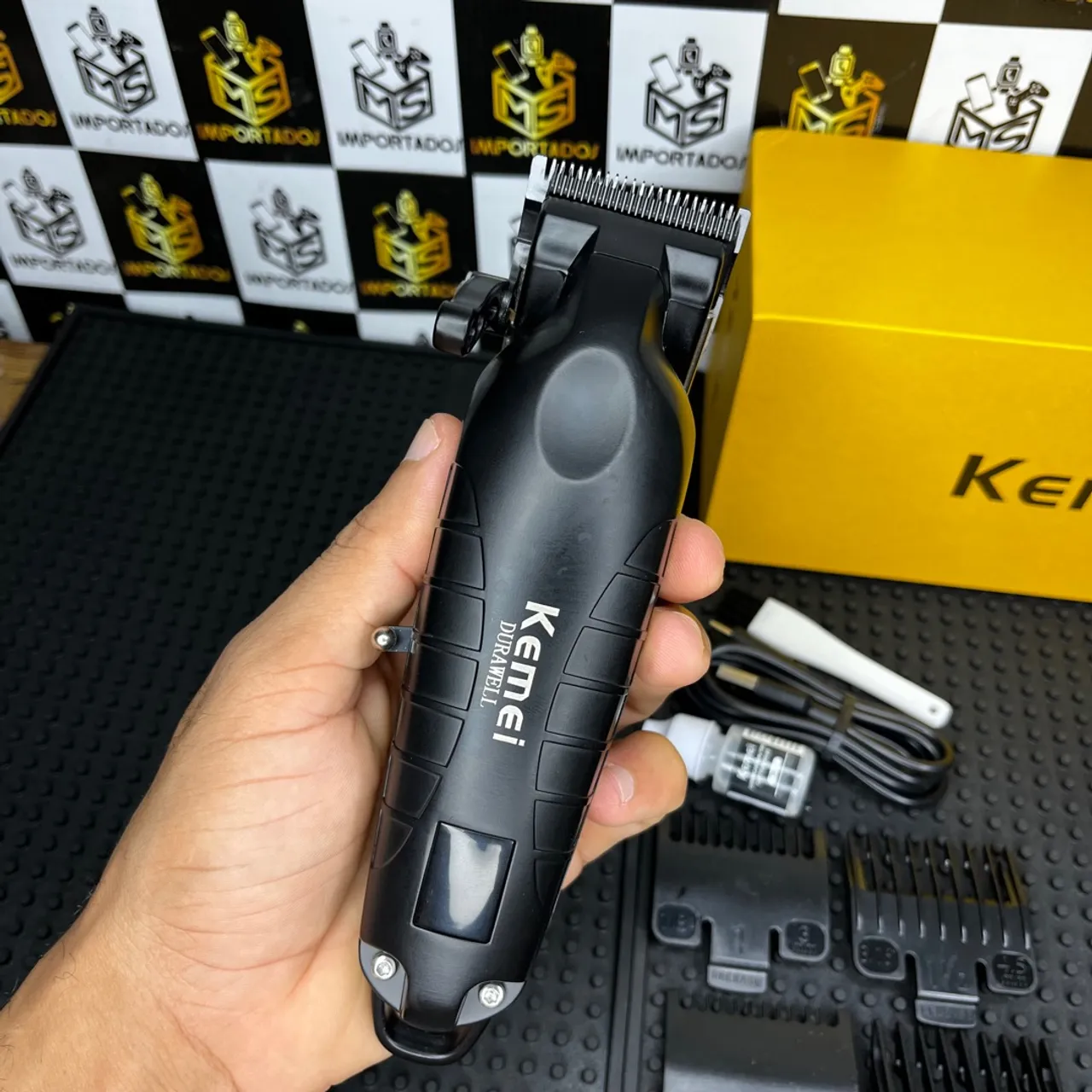 Máquina de Cortar Cabelo Kemei Durawell Profissional