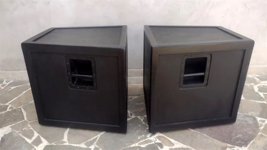 02 Caixas De Som Passivas Com Falantes 18" de 800w  - Foto 2