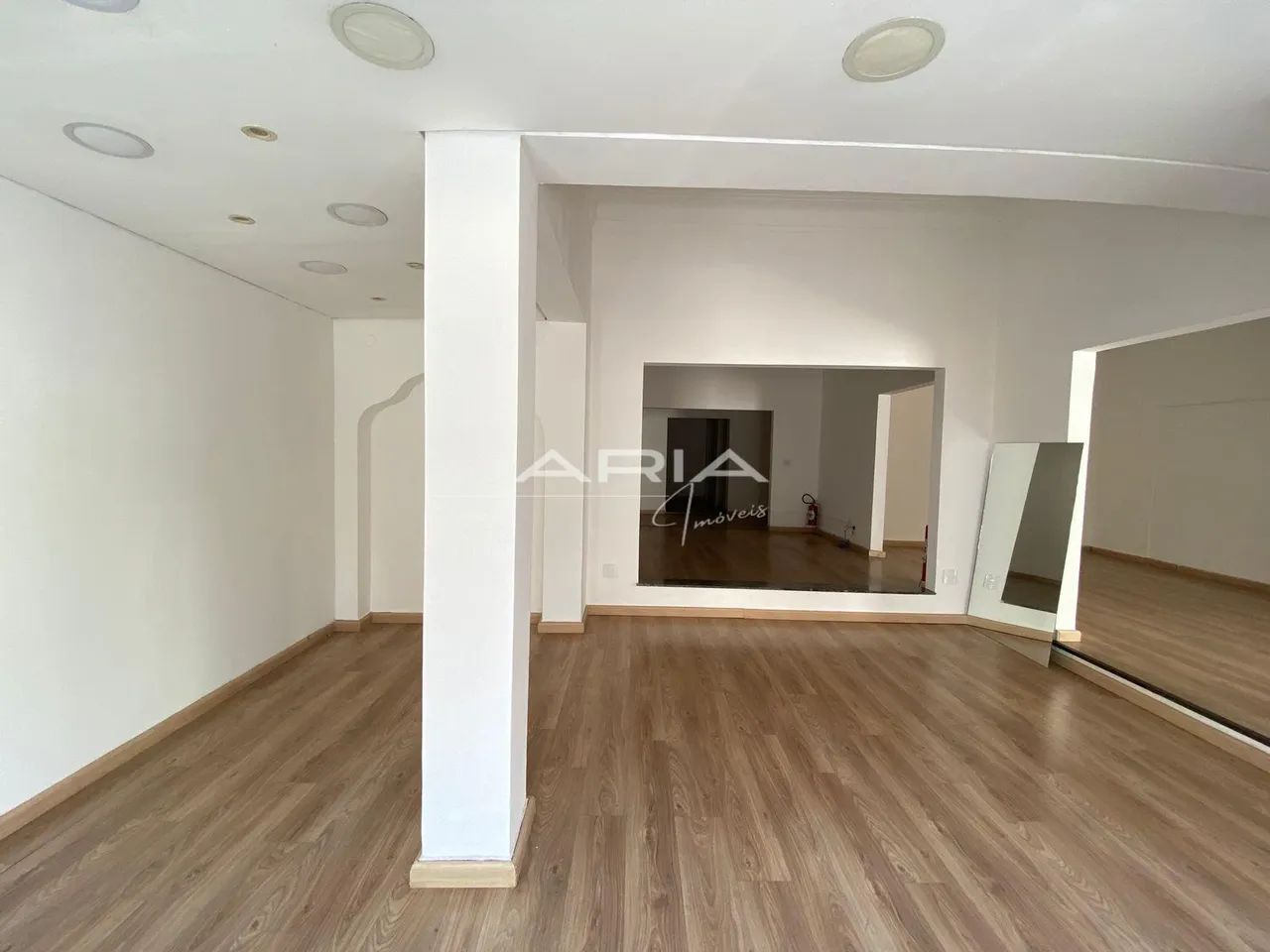 Sala Comercial para Locação  Localização Privilegiada