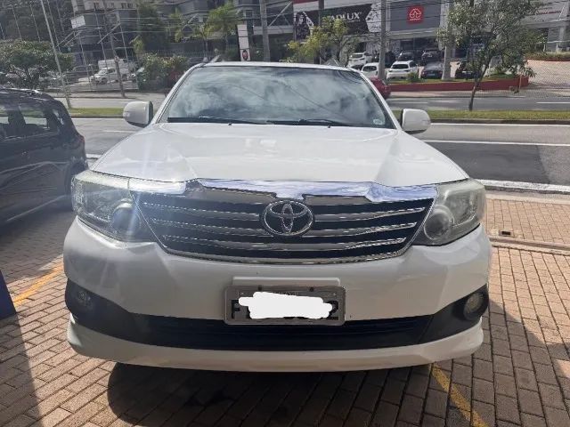 Hilux Sw4 Sr 4x2 2.7 flex automatica