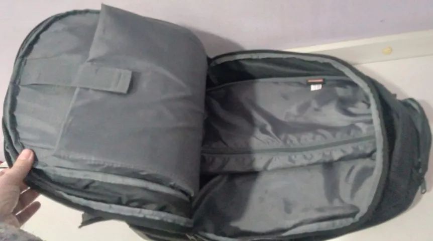Mochila Sestini carrinho e costas com 2 rodas e compartimento para notebook - Foto 3