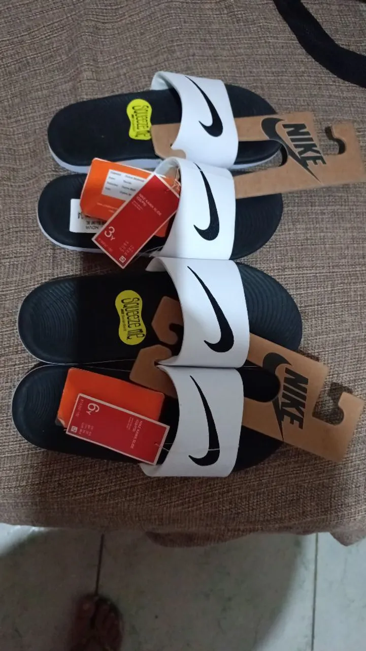 Sandálias Nike Slides - Novas e Originais