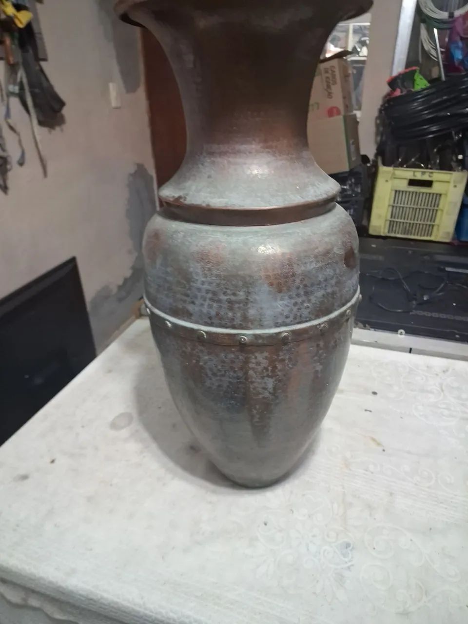 Vaso de cobre antigo .pesando 4 quilos e 200 gramas - Foto 4