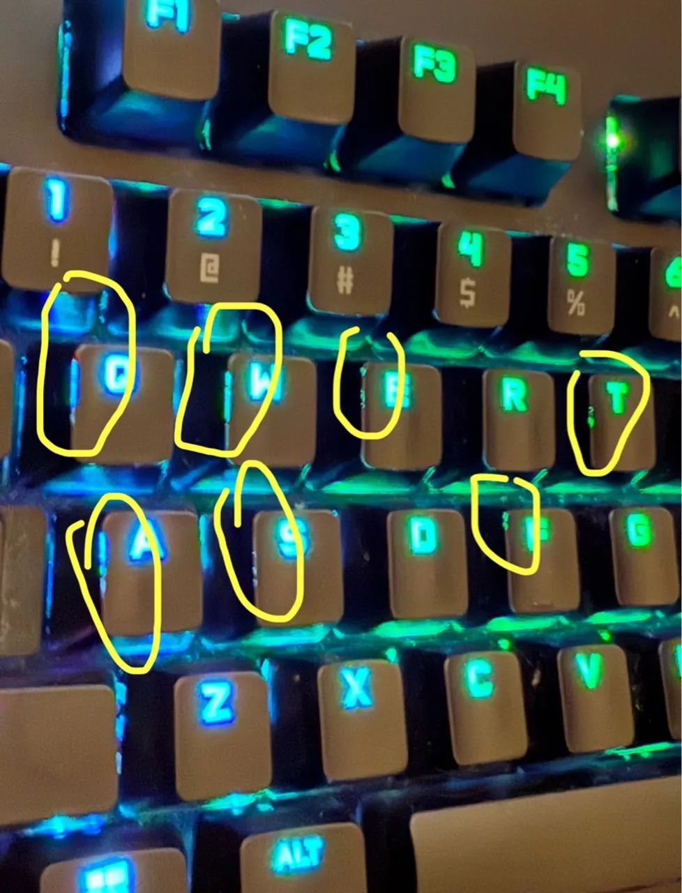 Teclado Gamer Mecânico Logitech G Pro - Foto 2