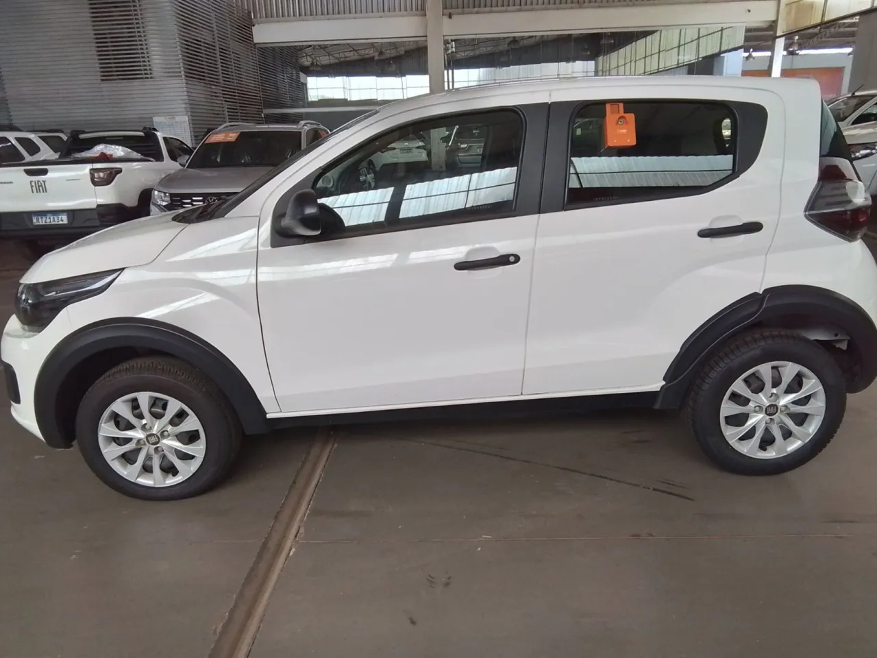 Fiat Mobi 2023 1.0 evo flex like. manual