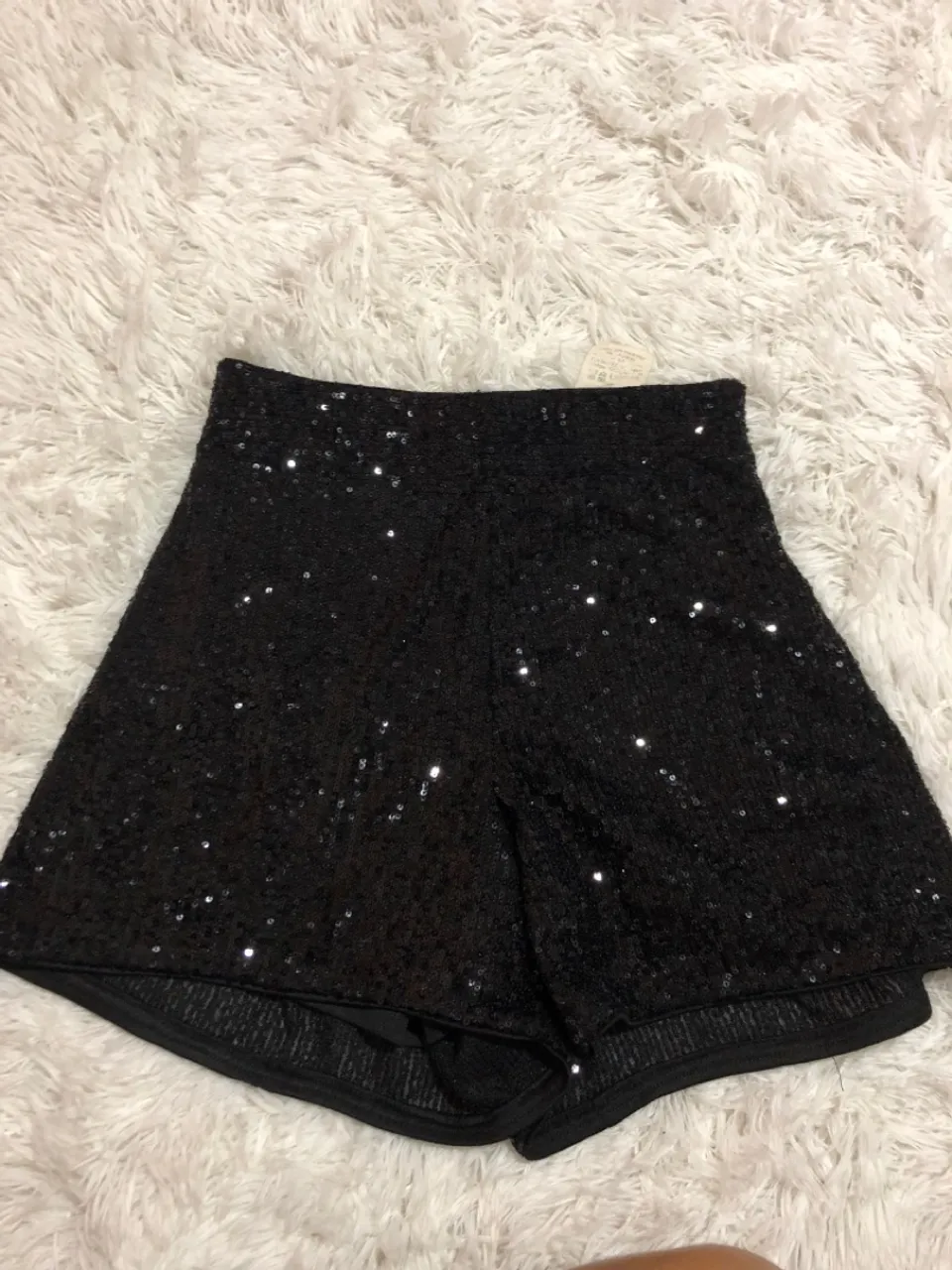 Shorts de Paetê Preto