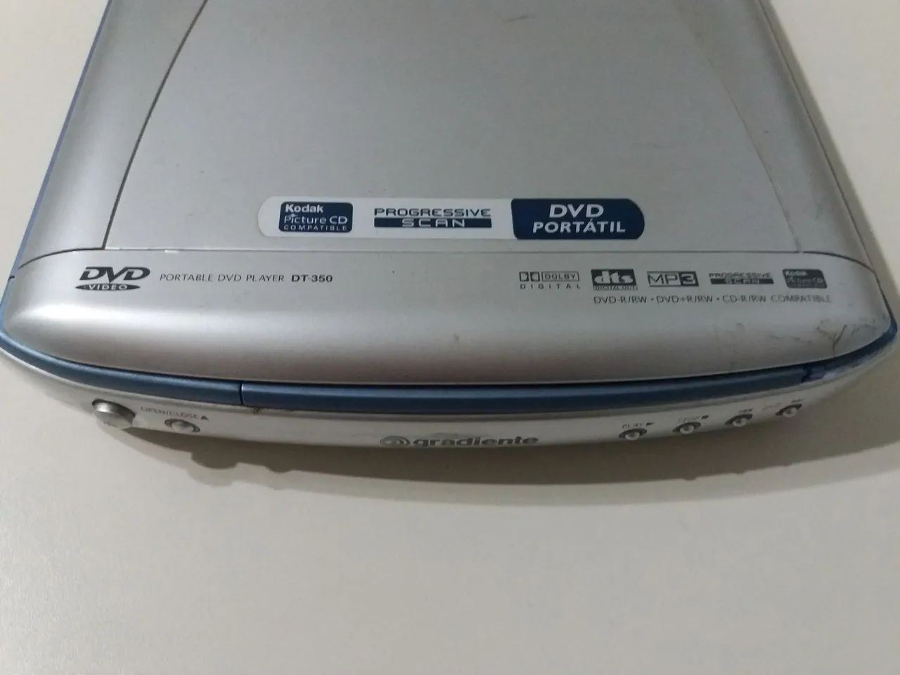 DVD Player Portátil Gradiente DT350 - Foto 2