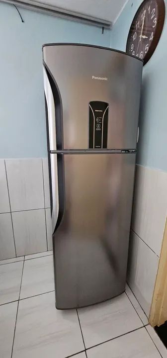 Geladeira Duplex Panasonic Inverter em ótimo estado - Foto 2