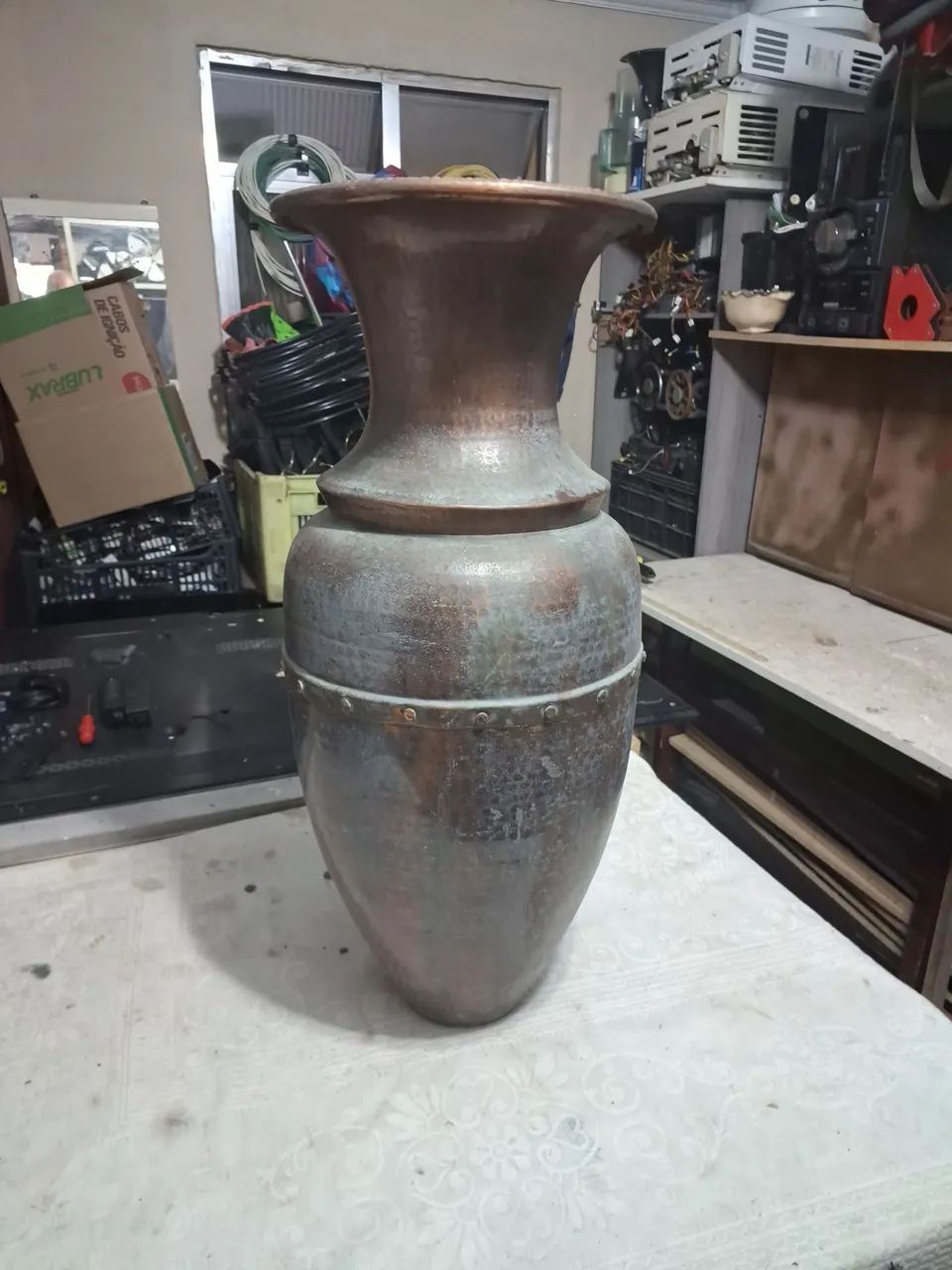 Vaso de cobre antigo .pesando 4 quilos e 200 gramas