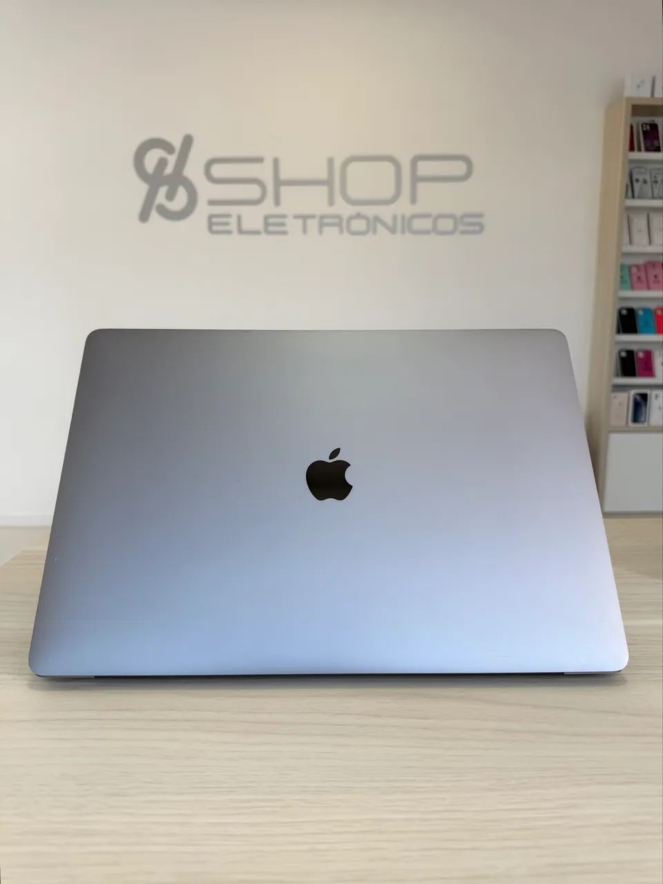 MacBook Pro i7 2019 16 pol. 16gb/512gb - Notebooks