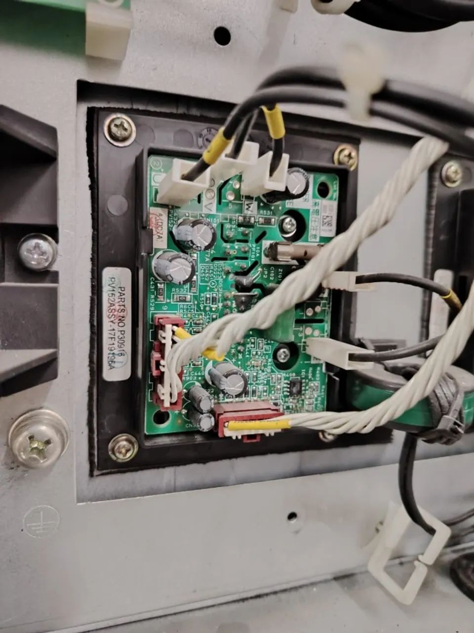 Placa para Ar-condicionado - Hitachi (17B47277A) Condensadora 18 HP