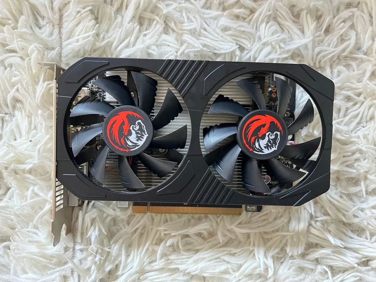 RADEON RX 550/550 SERIES 4GB