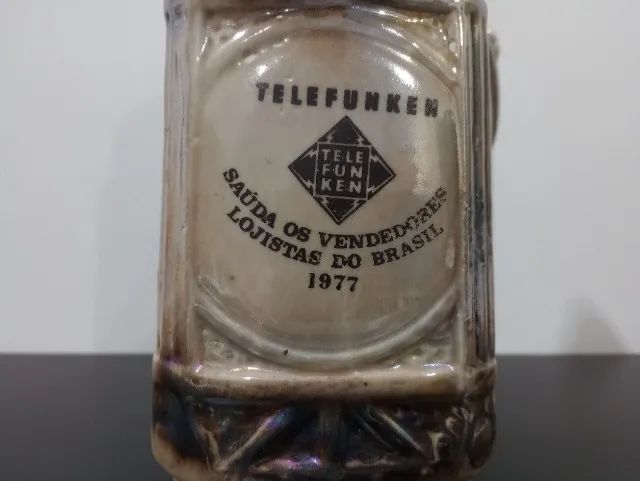 Caneca de porcelana antiga Telefunken ano de 1977 - Foto 2