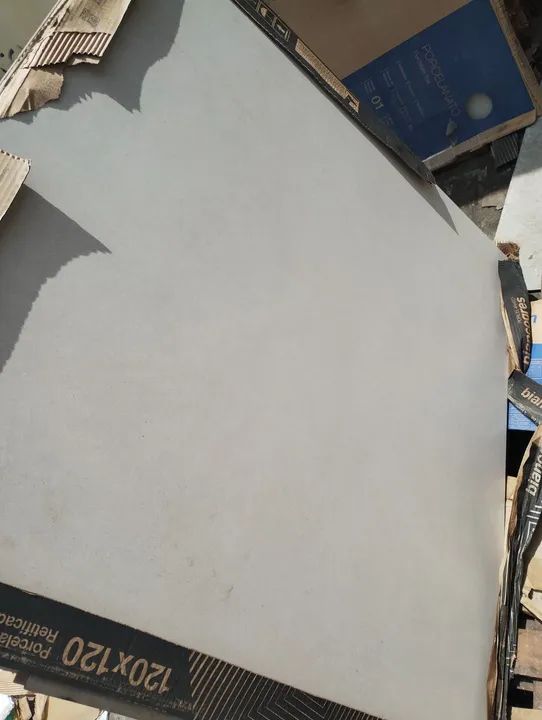 Porcelanato conectium silver 120x120 biancogres leia a discrição  - Foto 3