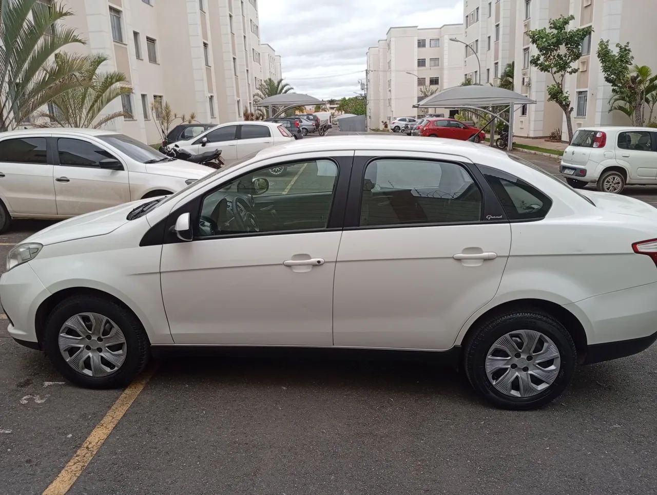 Fiat Grand Siena Attractive 1.4 completo! - Foto 5