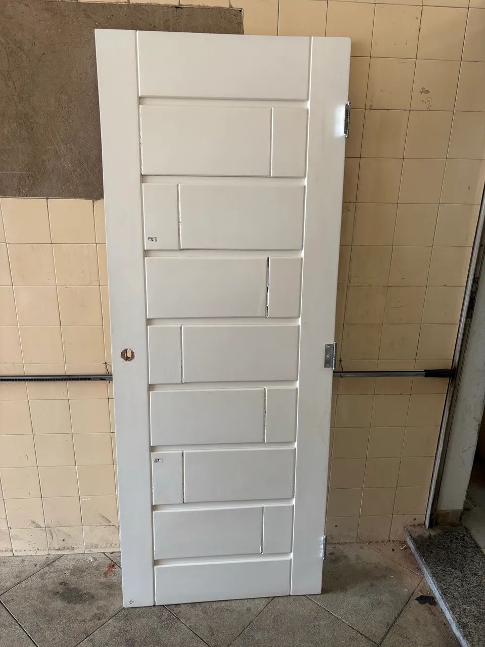 Porta madeira maciça seminova 64385504830082121