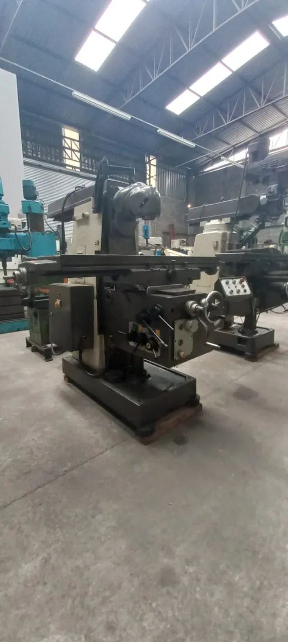 FRESADORA UNIVERSAL INFRESA LAGUN