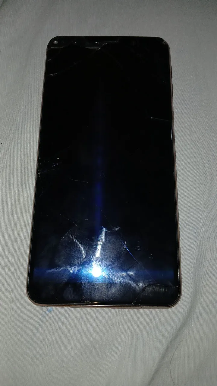 Vendo celular não esta funcionando tem q troca tela 