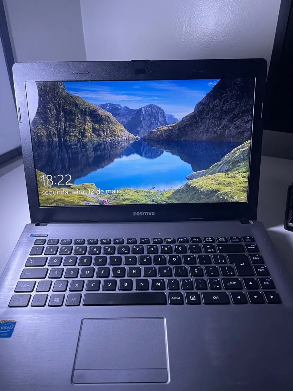Notebook Positivo Semi novo 8Gb ram 465 HD - Foto 3