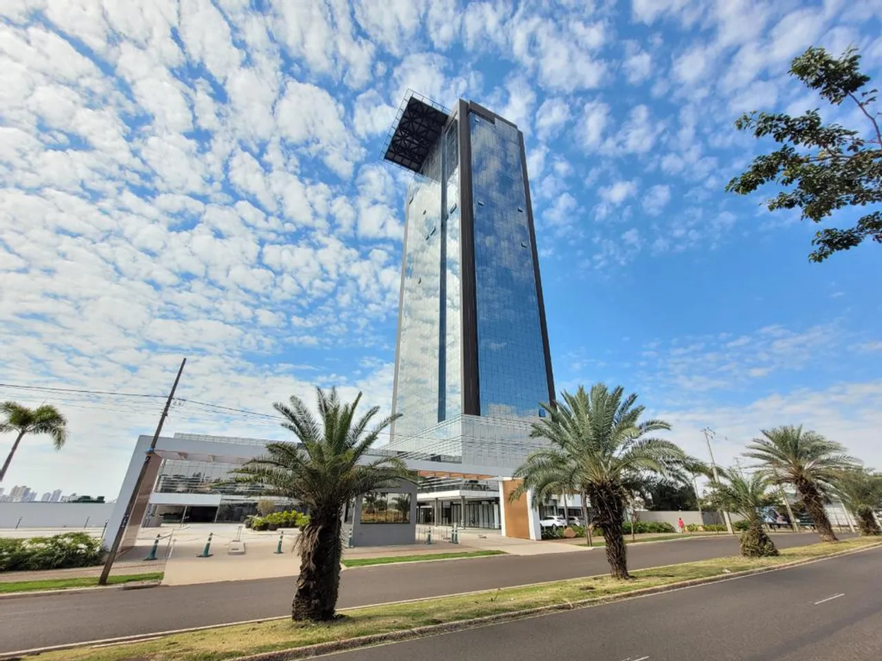 Sala para alugar em Maringá, Jardim Alamar, com 45.1 m², Unique Medical Center