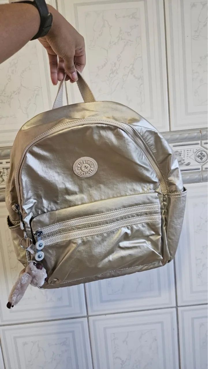 Mochila Kipling dourada Nova - Foto 3