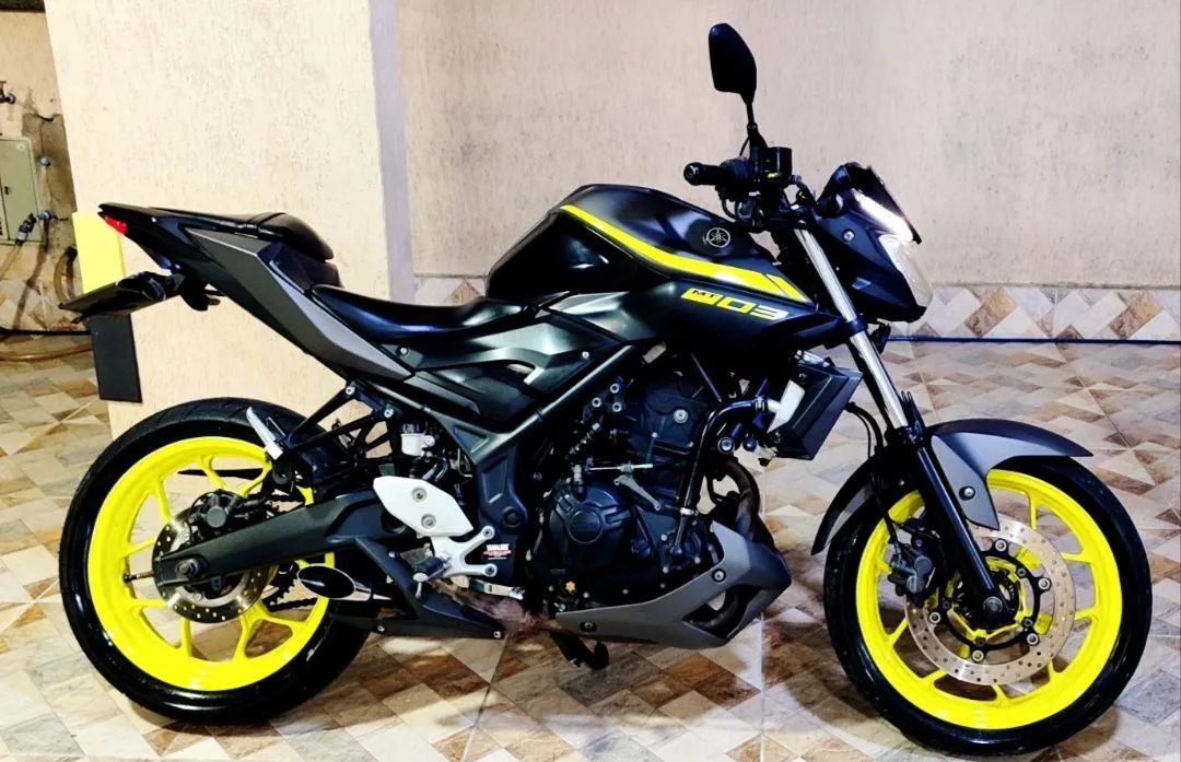 Yamaha MT03 - Foto 3