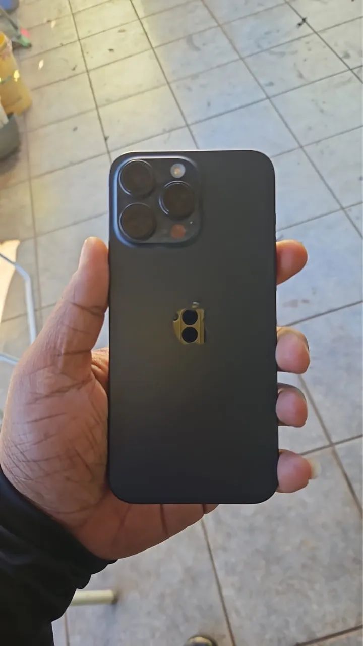 iPhone 15 pro Max  - Foto 3