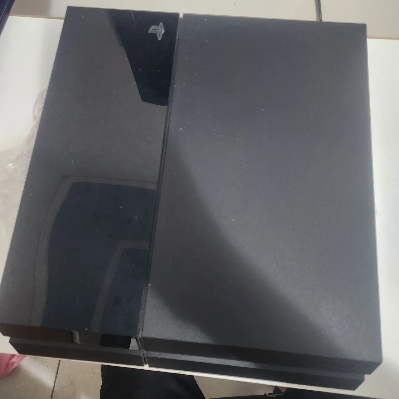PS4 com 2 controles  - Foto 4