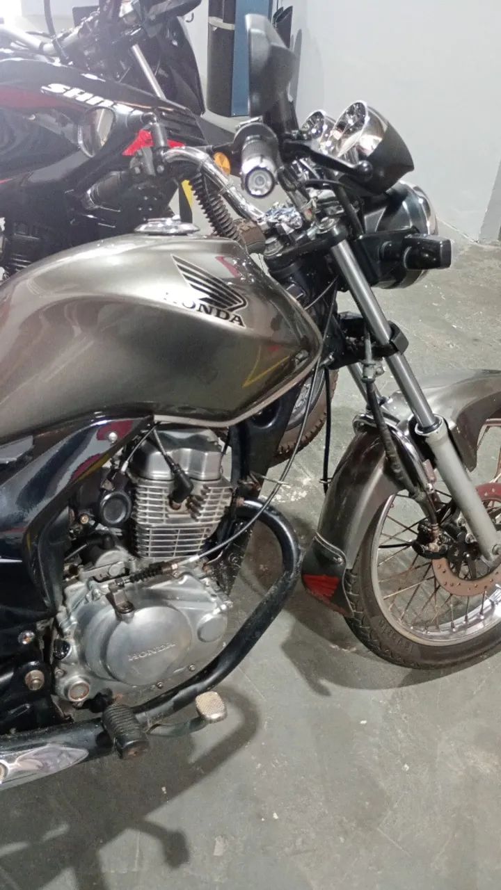 Moto Fan flex semi nova, e sem embaraço!! - Foto 4