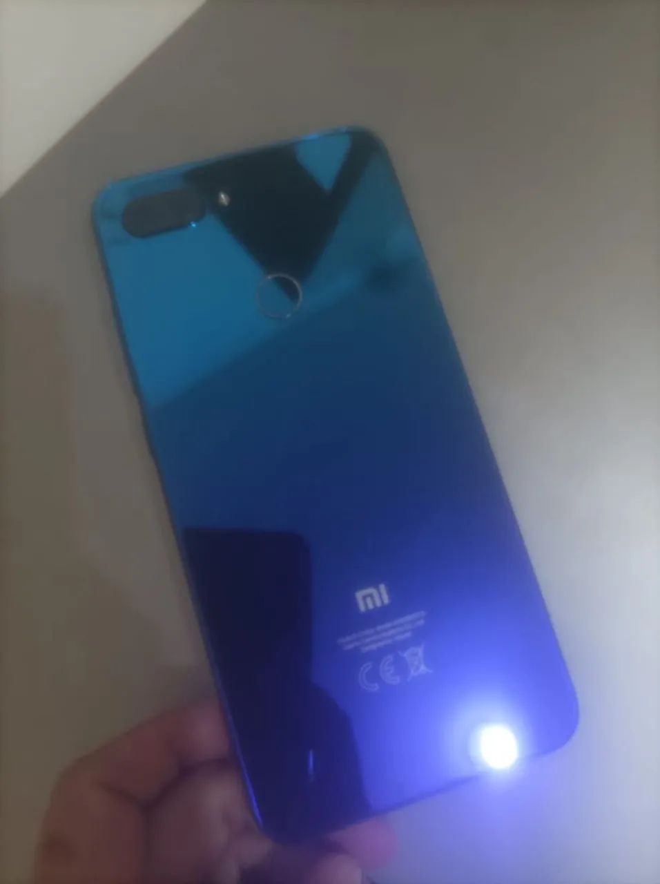 Celular Top, sem avarias > Xiaomi 8- 64GB - Foto 3