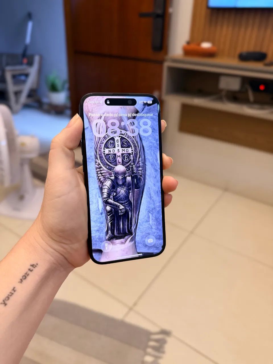 iphone 15 pro semi novo 128.