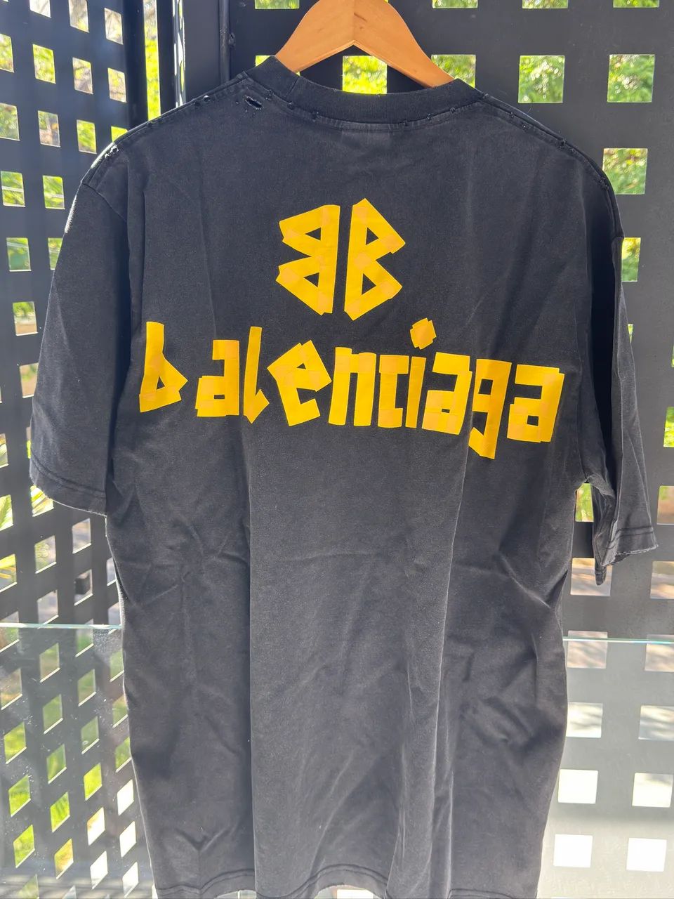 Camiseta Balenciaga  - Foto 2