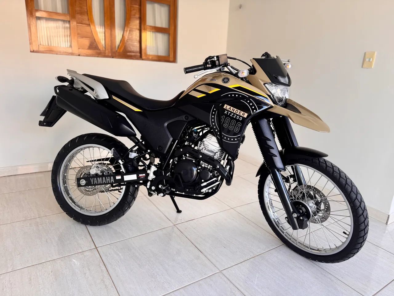 Yamaha Lander 