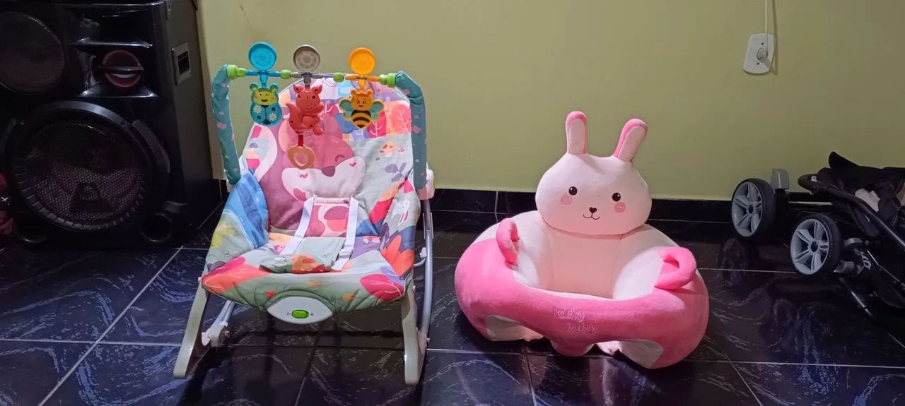 Cadeirinha e Puff Para Bebê 