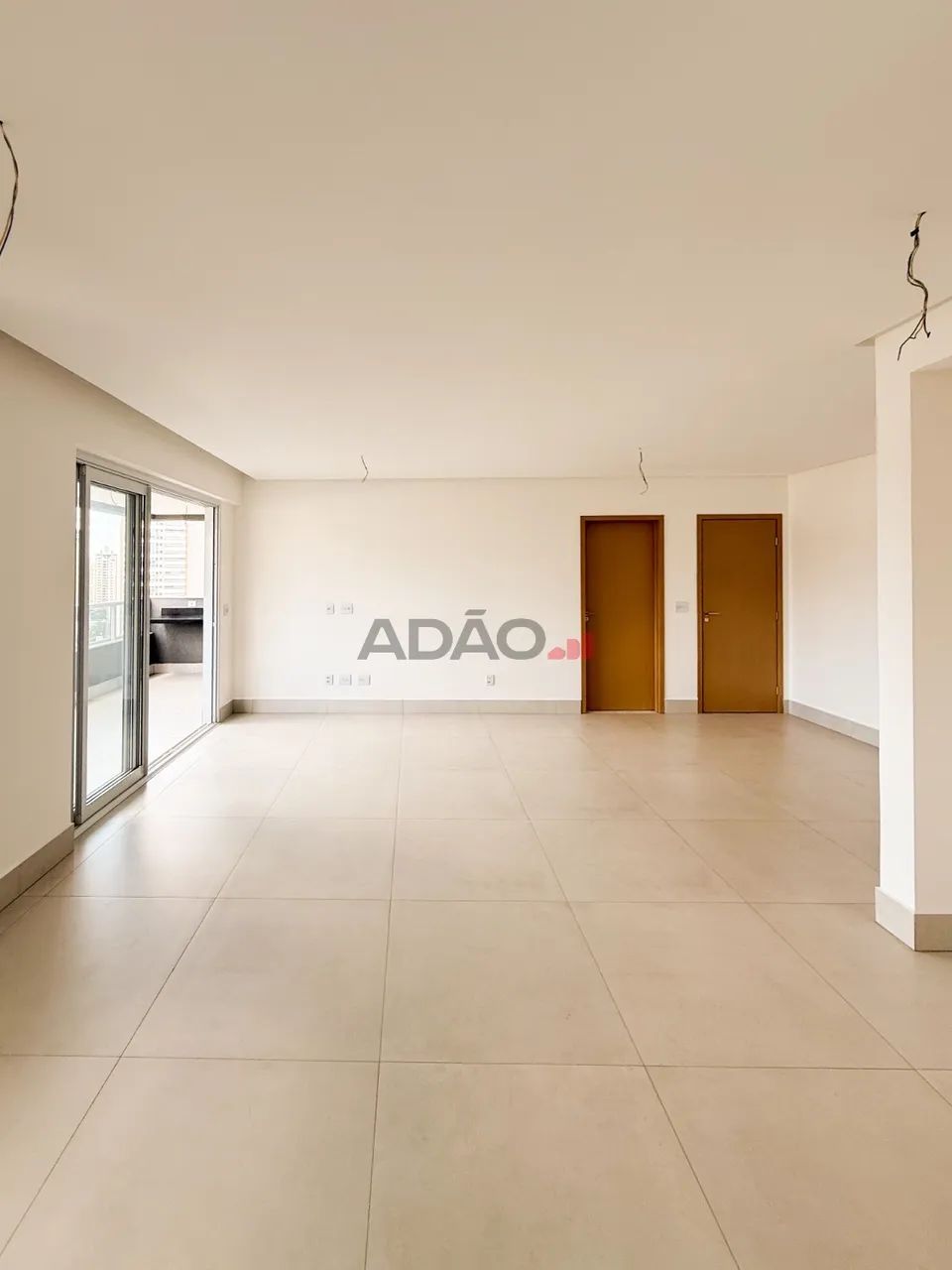 APARTAMENTO NO SETOR OESTE COM 3 SUÍTES E 133m² Apartamento com 3 Quarto(s) e 4 banheiro(s - Foto 2