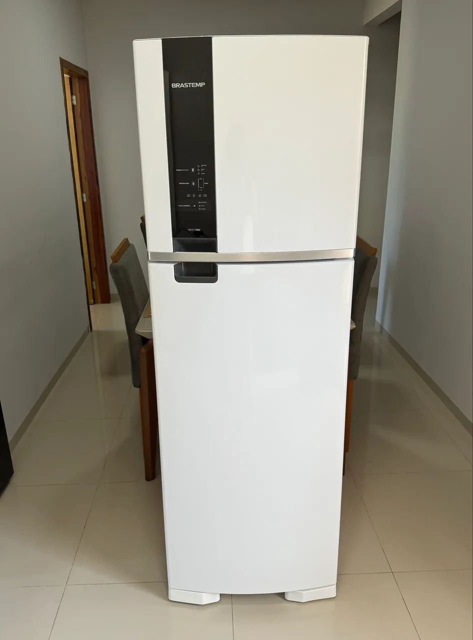 Geladeira Brastemp 400 Litros Frost Free Cor Branca 220v Semi - Nova