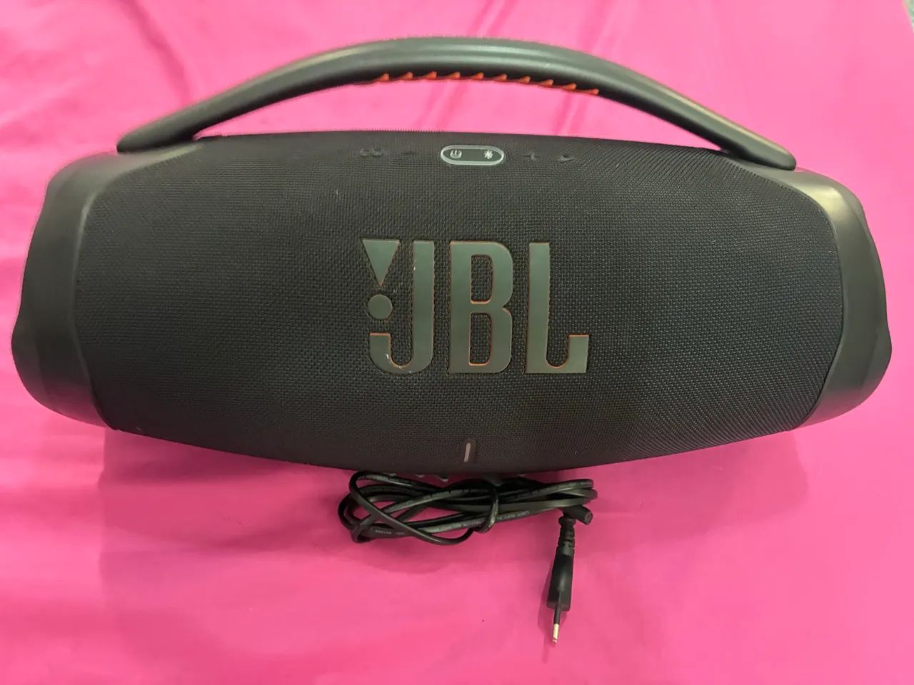 Vendo JBL boombox 3