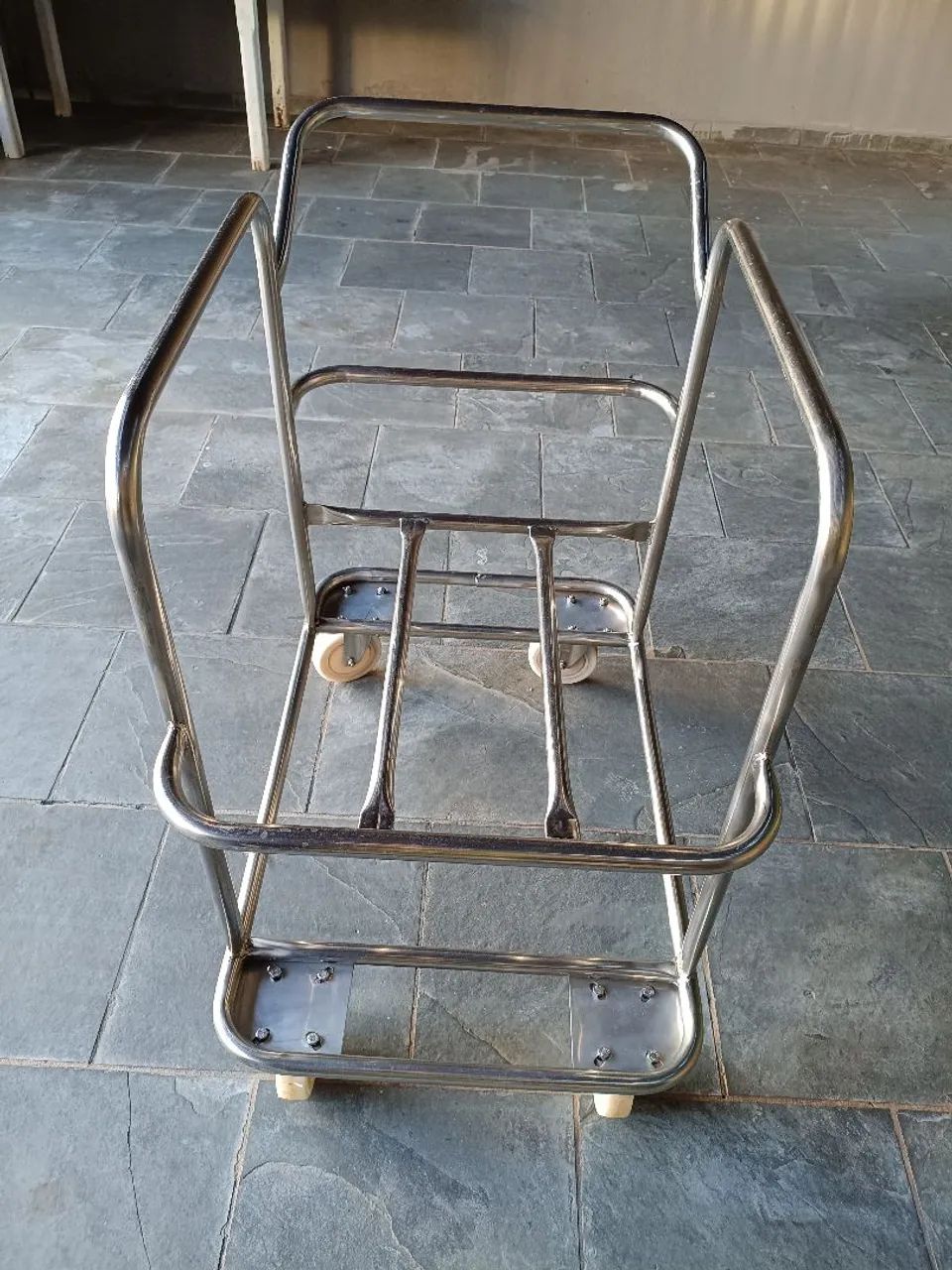 Carrinho de inox  - Foto 2