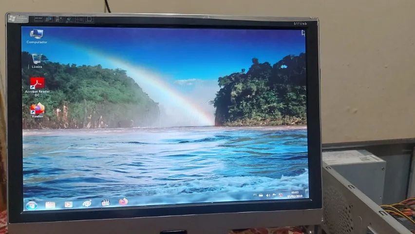 Monitor ultrafino AOC 511Vwb completão, mas com detalhe - Foto 2