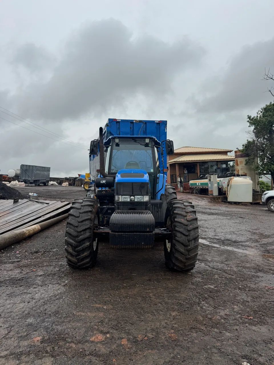 Trator NEW HOLLAND TM * 4x4 - Foto 3