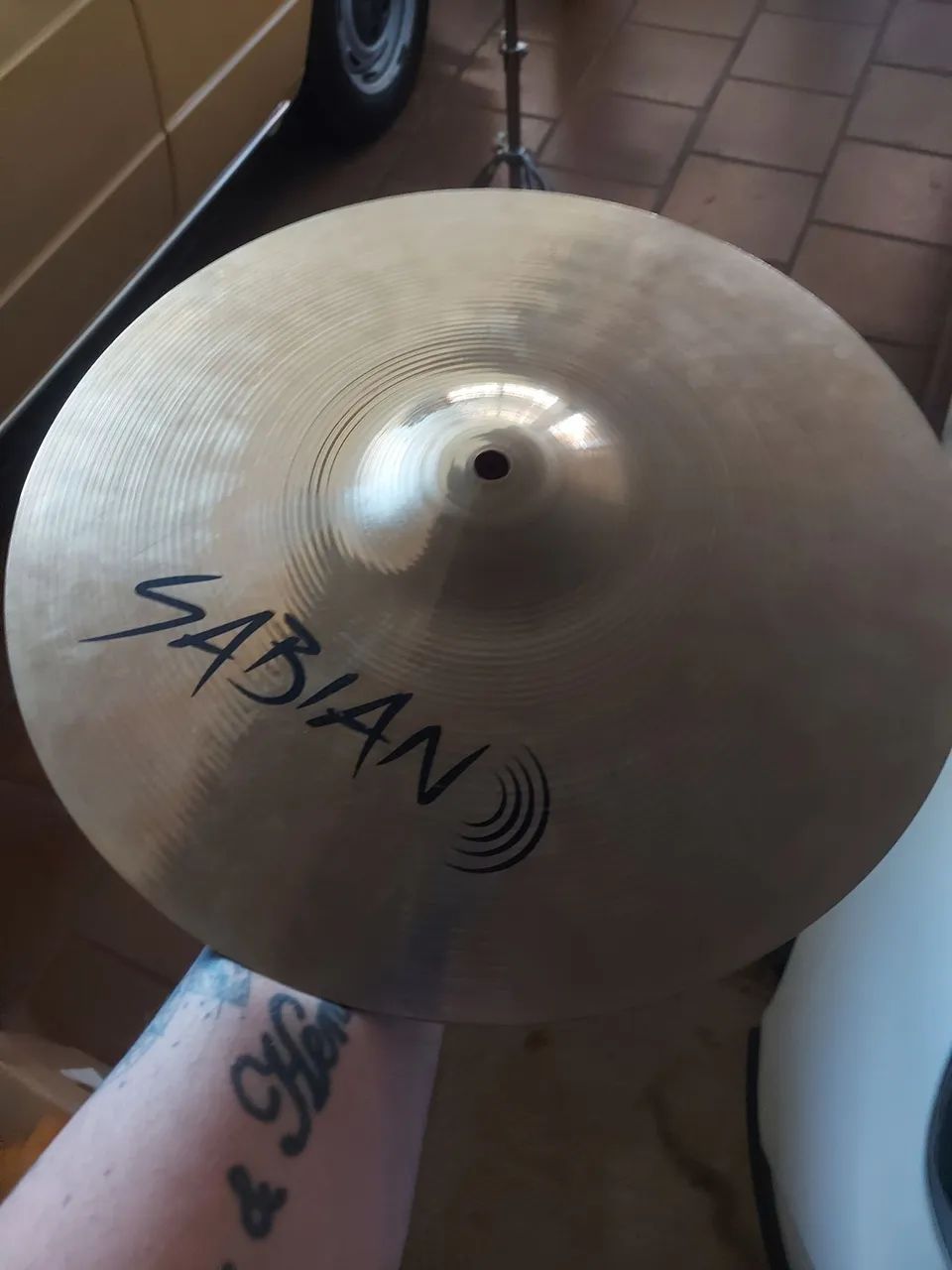 Hi Hat Chimbal Sabian AA Medium 14" - Foto 4