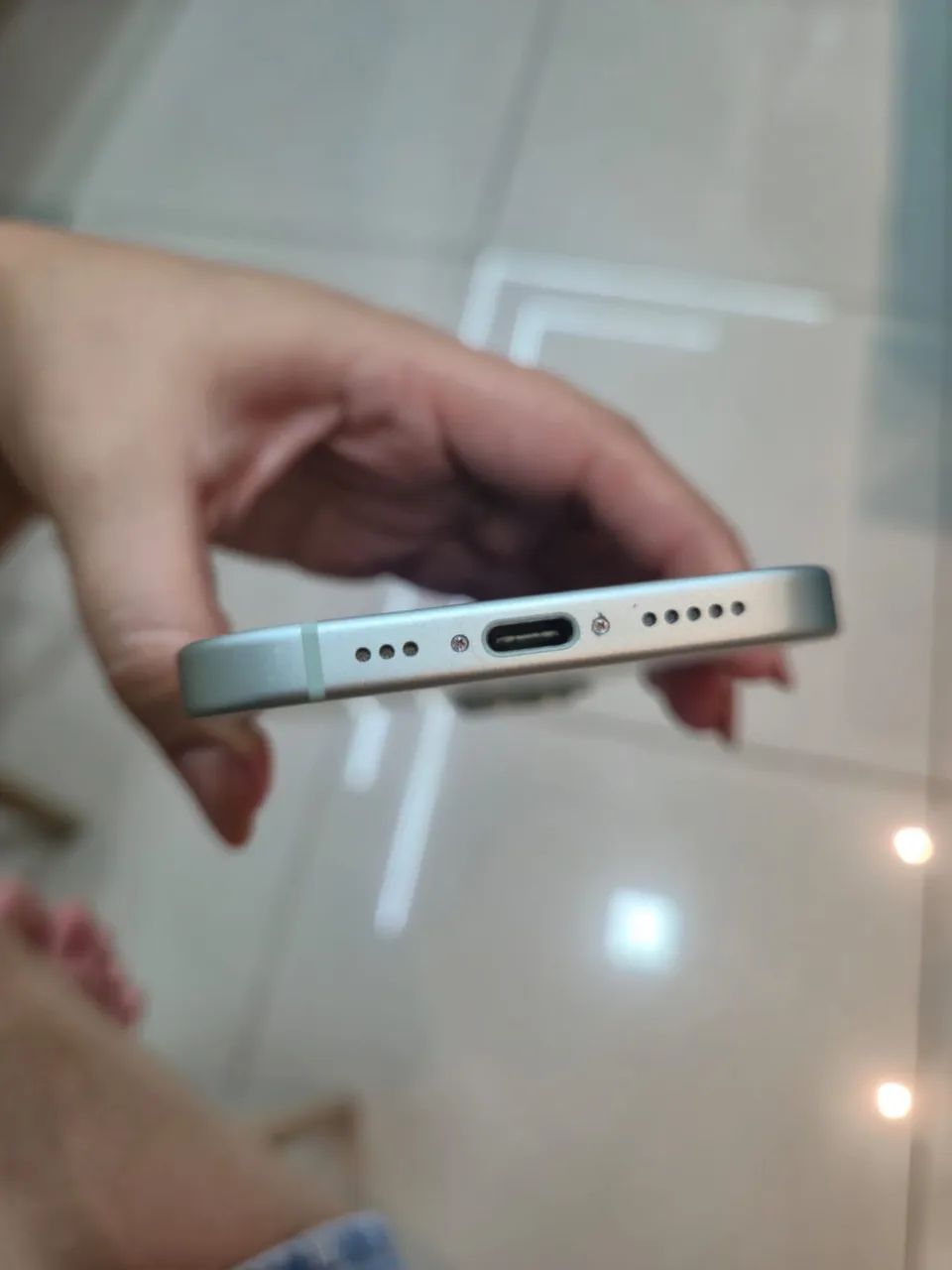 IPHONE 15 128GB VERDE SEMI NOVO COM CAIXA  - Foto 4